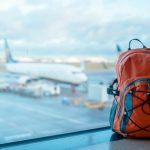 mochila viaje avión